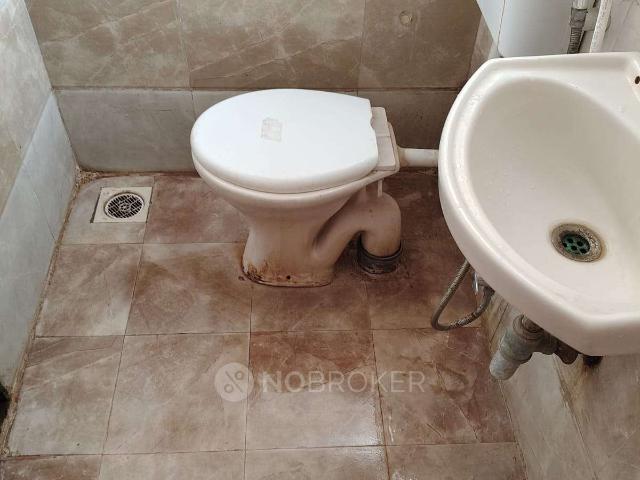 Flat for rent in Poona, National Capital Territory Of Delhi