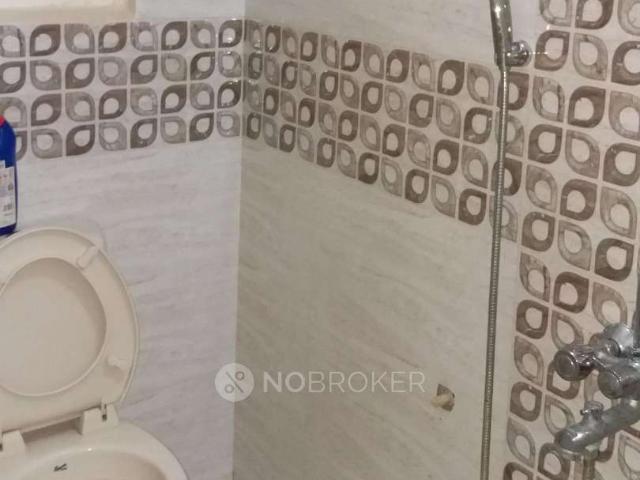Flat for rent in Adyar, Tamil Nadu