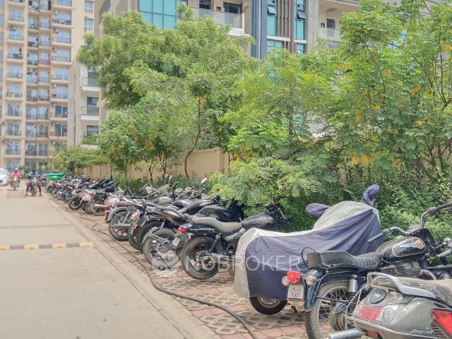 Flat for rent in Hariana