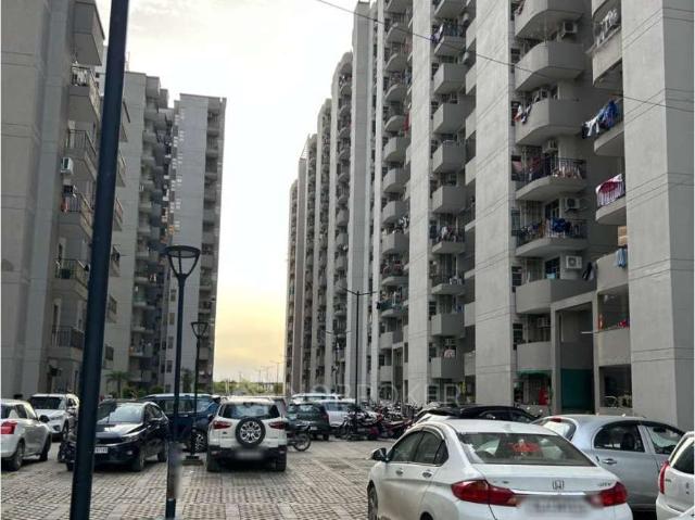 Flat for sale in Hariana
