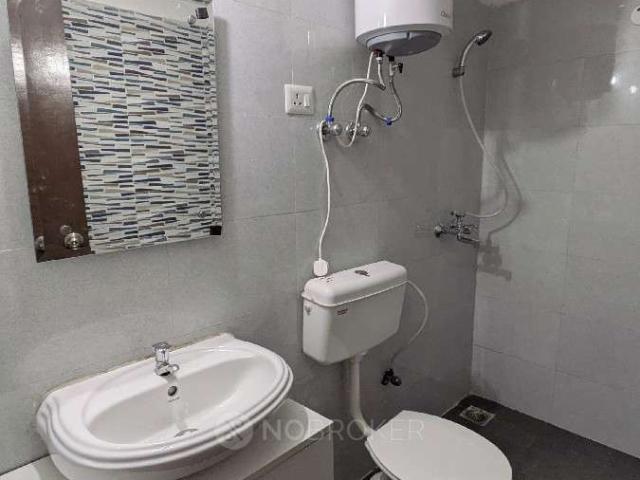 Flat for rent in Hariana