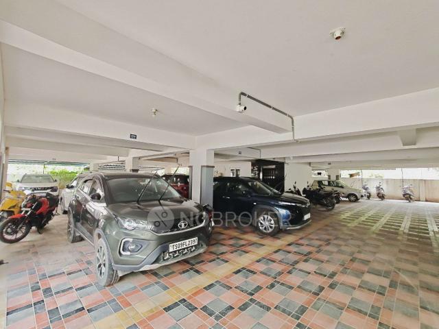 Flat for rent in Ranga Reddy, Narsingi