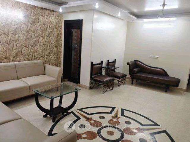 Flat for rent in Deri