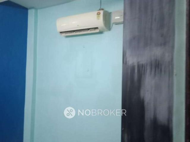 Flat for rent in West Delhi, Deri