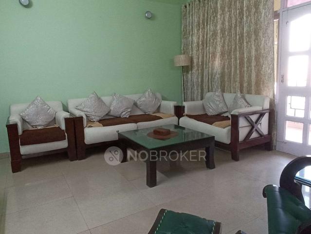 Flat for rent in Hariana