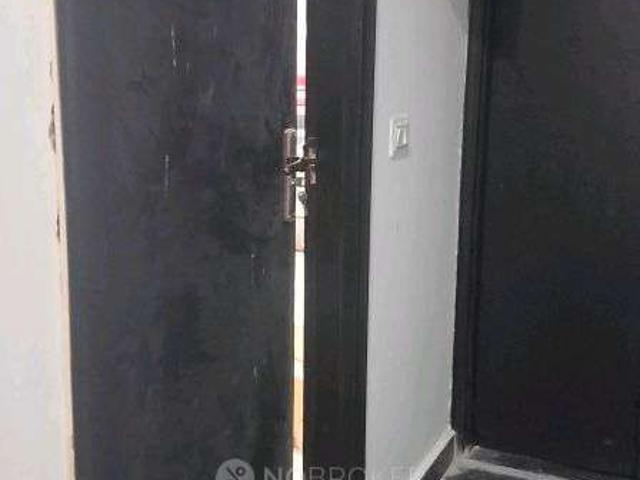 Flat for rent in South Delhi, Deri
