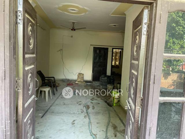 Flat for rent in South West Delhi, Deri