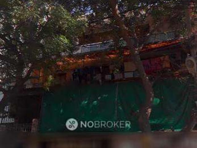 Flat for rent in Deri