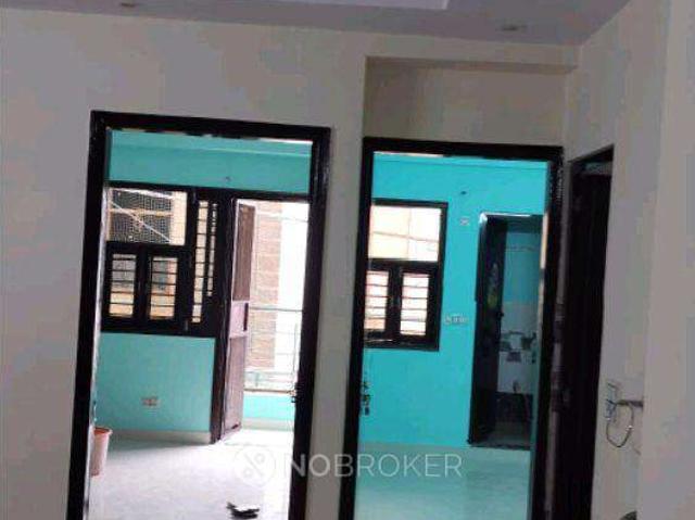 Flat for sale in South West Delhi, Deri