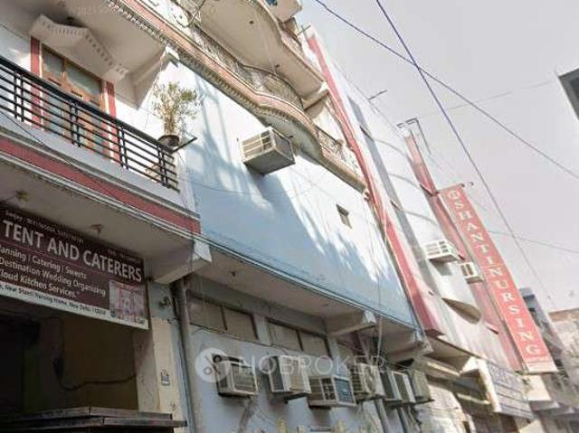 Flat for sale in South West Delhi, Deri
