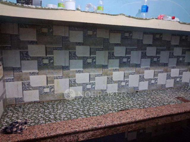 Flat for rent in Ballabgarh, Faridabad