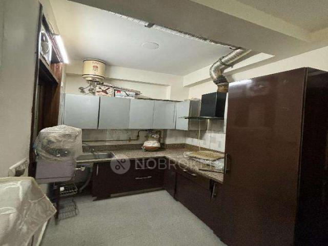 Flat for rent in South Delhi, Deri