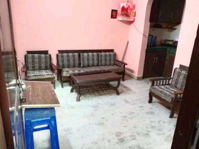 Flat for rent in North West Delhi, Deri