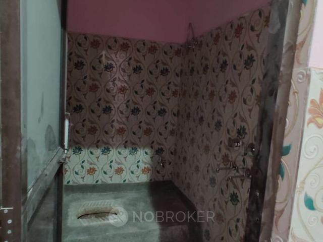 Flat for rent in South West Delhi, Deri