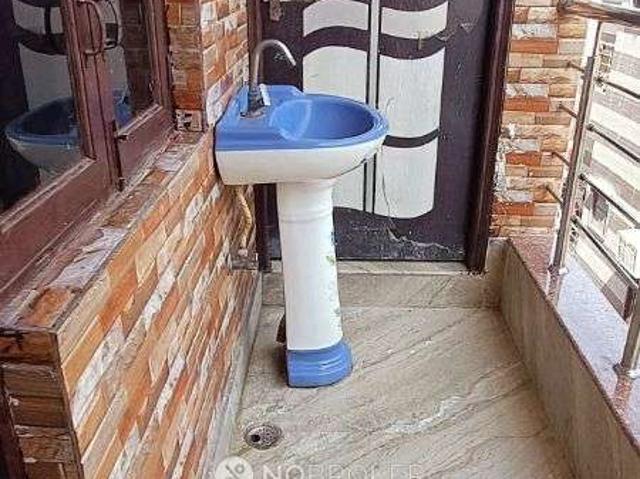 Flat for rent in Shahdara, Ghaziabad
