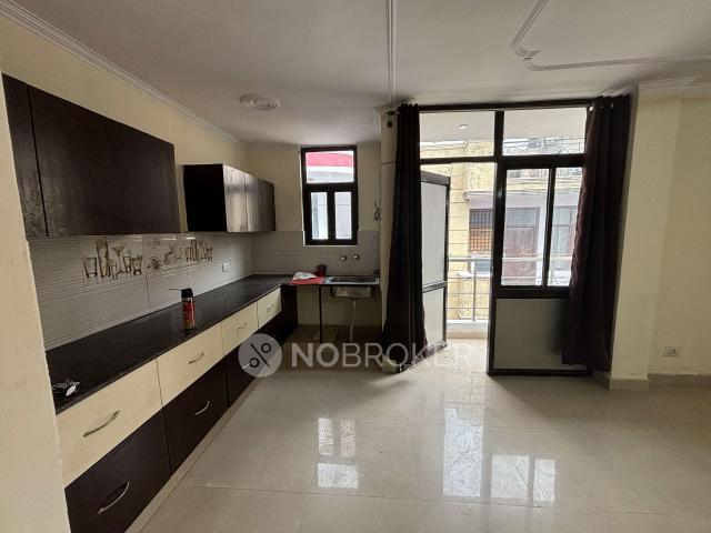 Flat for rent in South Delhi, Deri