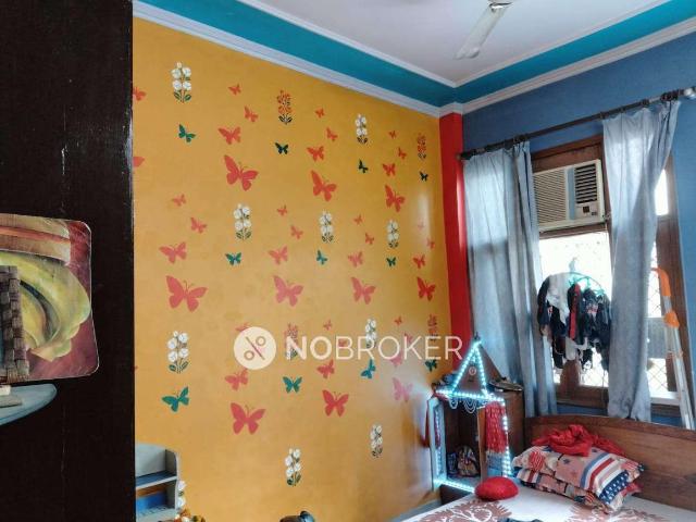 Flat for rent in East Delhi, Deri