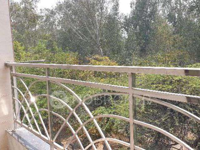 Flat for rent in West Delhi, Deri