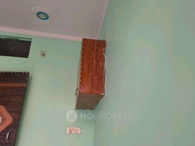 Flat for rent in West Delhi, Deri