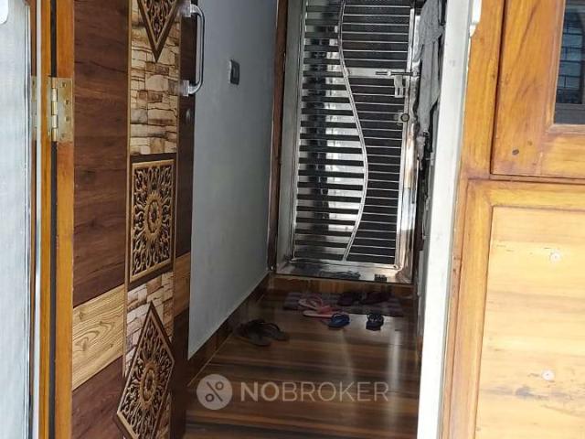Flat for rent in North Delhi, Deri