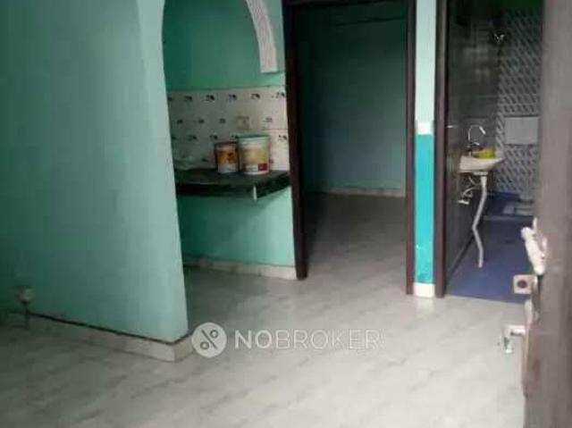 Flat for rent in South Delhi, Deri