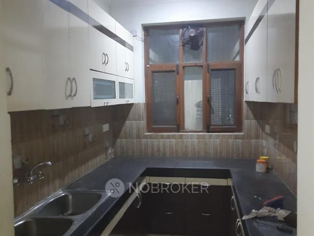 Flat for rent in Hariana