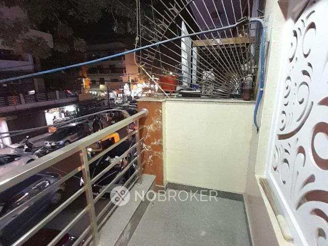 Flat for rent in Rohini, Delhi