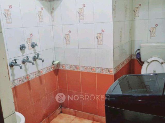 Flat for rent in West Delhi, Deri