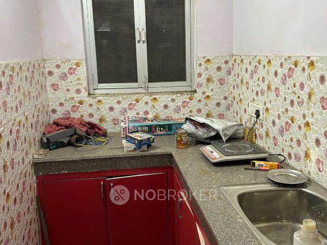 Flat for rent in East Delhi, Deri