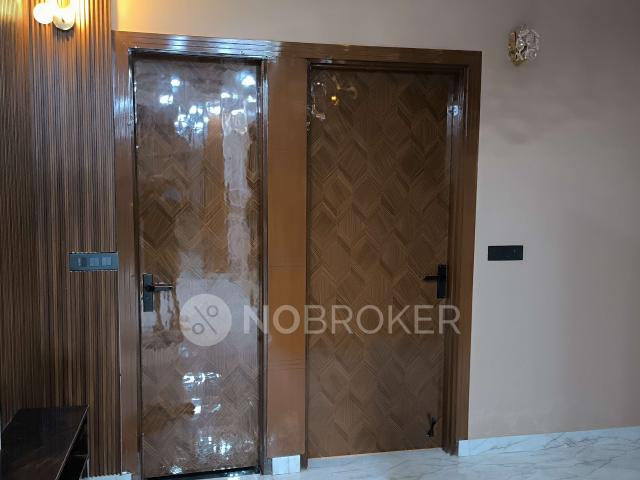 Flat for rent in Nawada, Delhi