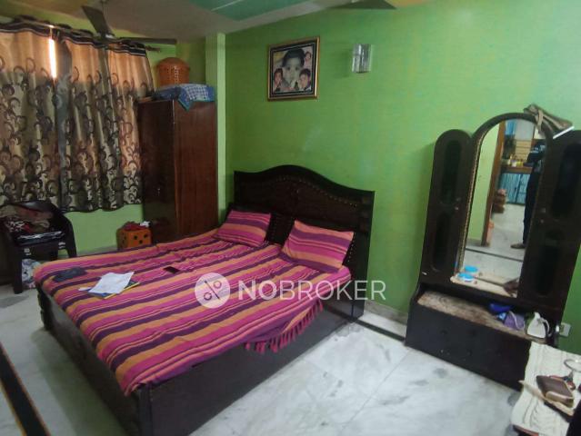 Flat for rent in West Delhi, Deri