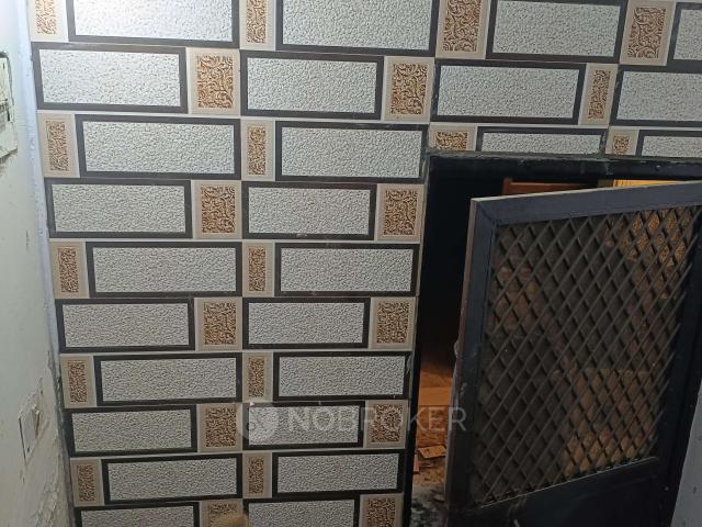 Flat for rent in West Delhi, Deri
