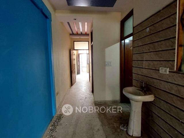 Flat for sale in West Delhi, Deri