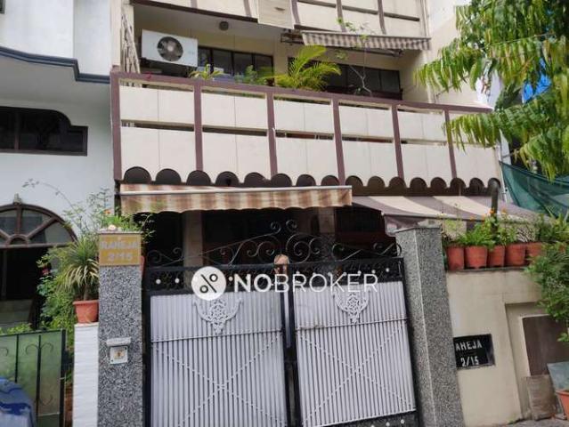 Flat for sale in Hauz Khas, Delhi