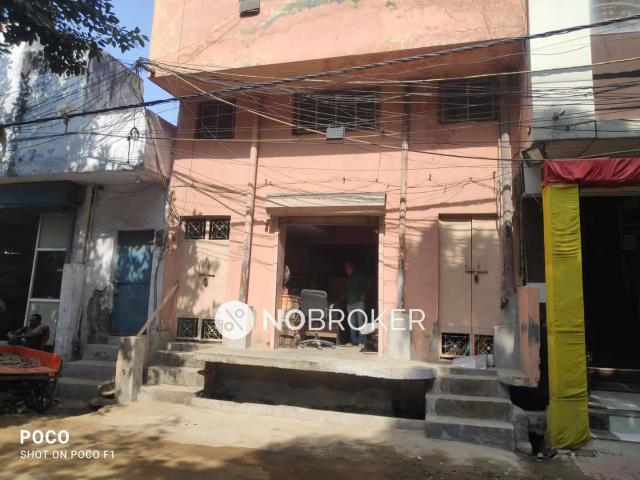Flat for sale in East Delhi, Delhi
