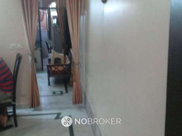 Flat for sale in West Delhi, Deri