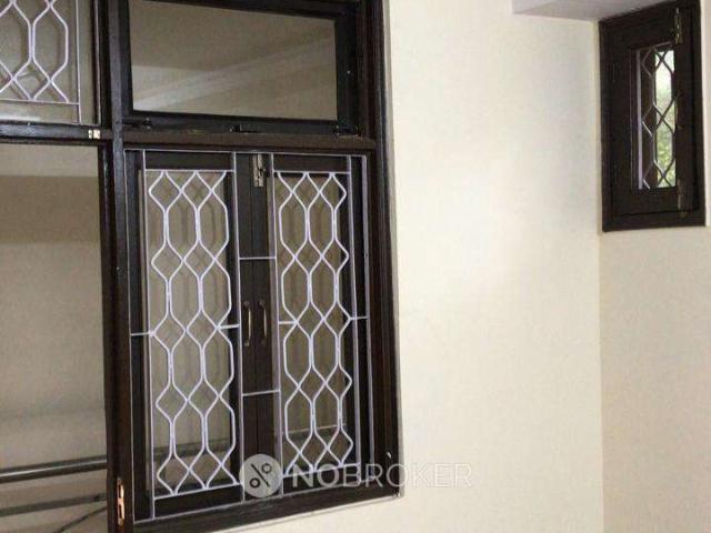 Flat for sale in South Delhi, Deri
