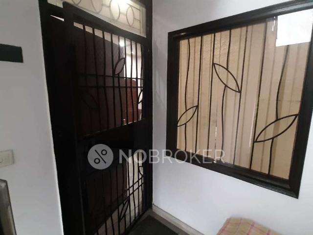 Flat for sale in East Delhi, Deri