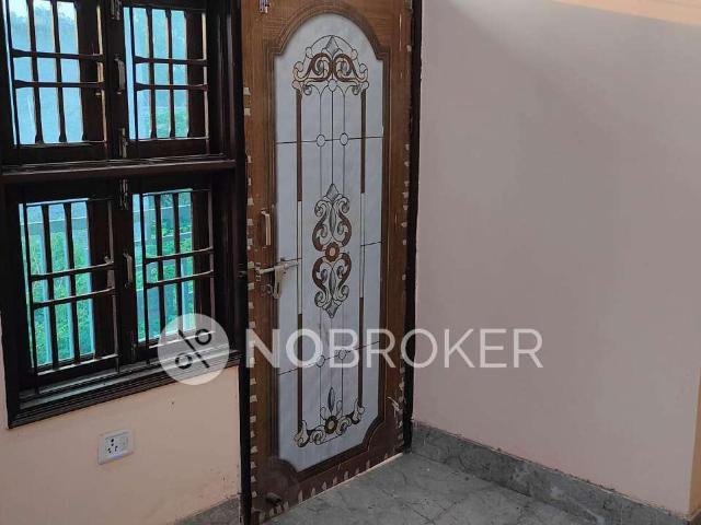 Flat for sale in West Delhi, Deri