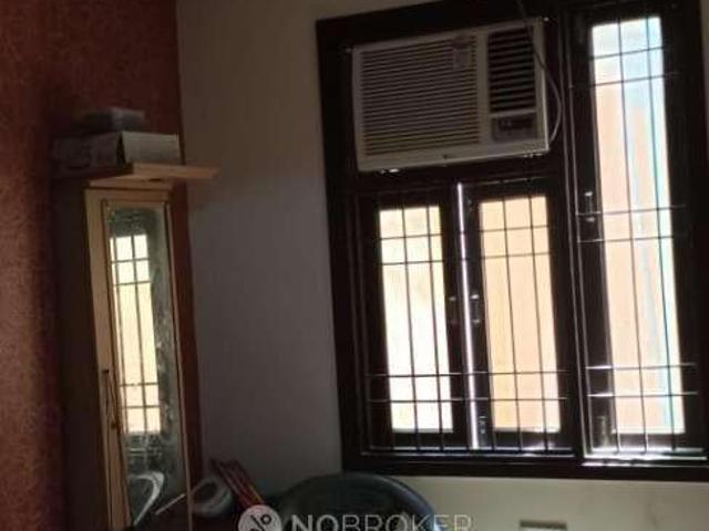 Flat for sale in Rohini, Delhi