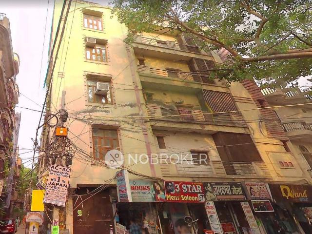 Flat for sale in North East Delhi, Deri