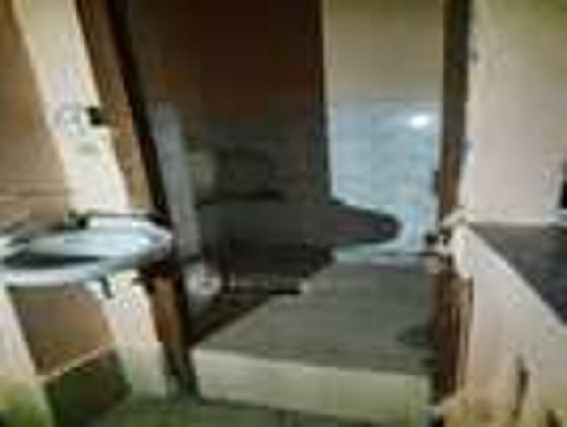 Flat for sale in East Delhi, Deri