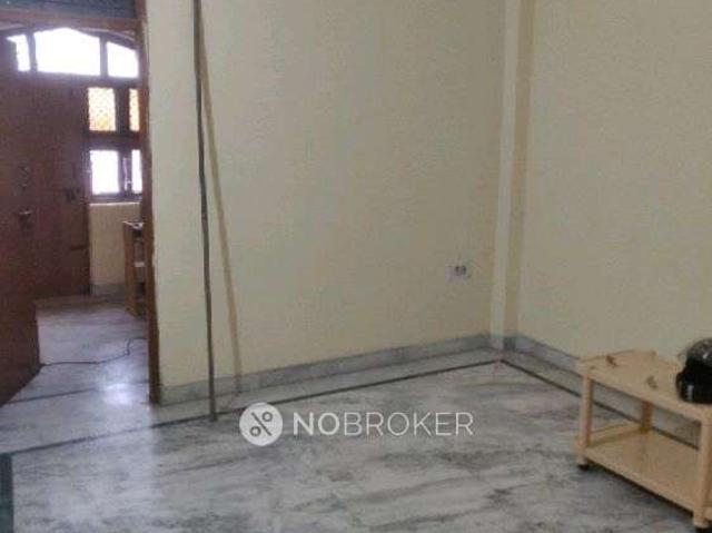 Flat for sale in West Delhi, Deri