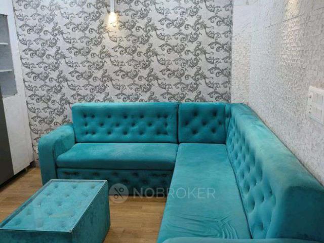 Flat for rent in South Delhi, Deri