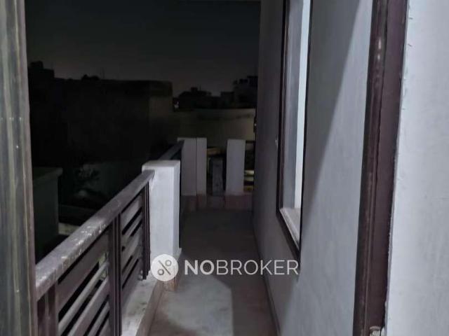 Flat for rent in South West Delhi, Deri