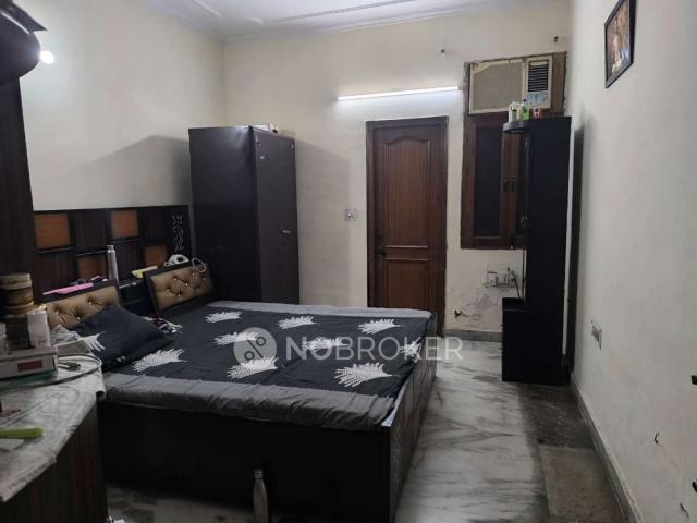 Flat for rent in North West Delhi, Deri