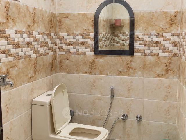 Flat for rent in Janakpuri, Delhi