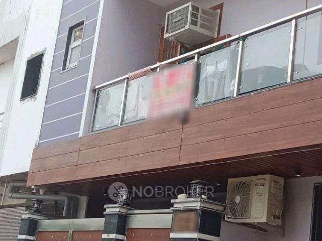 Flat for rent in Hariana
