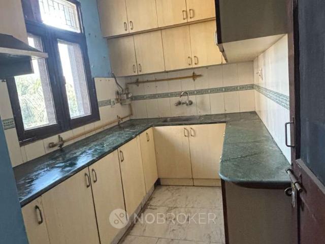Flat for rent in Hariana