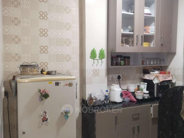 Flat for sale in South West Delhi, Deri